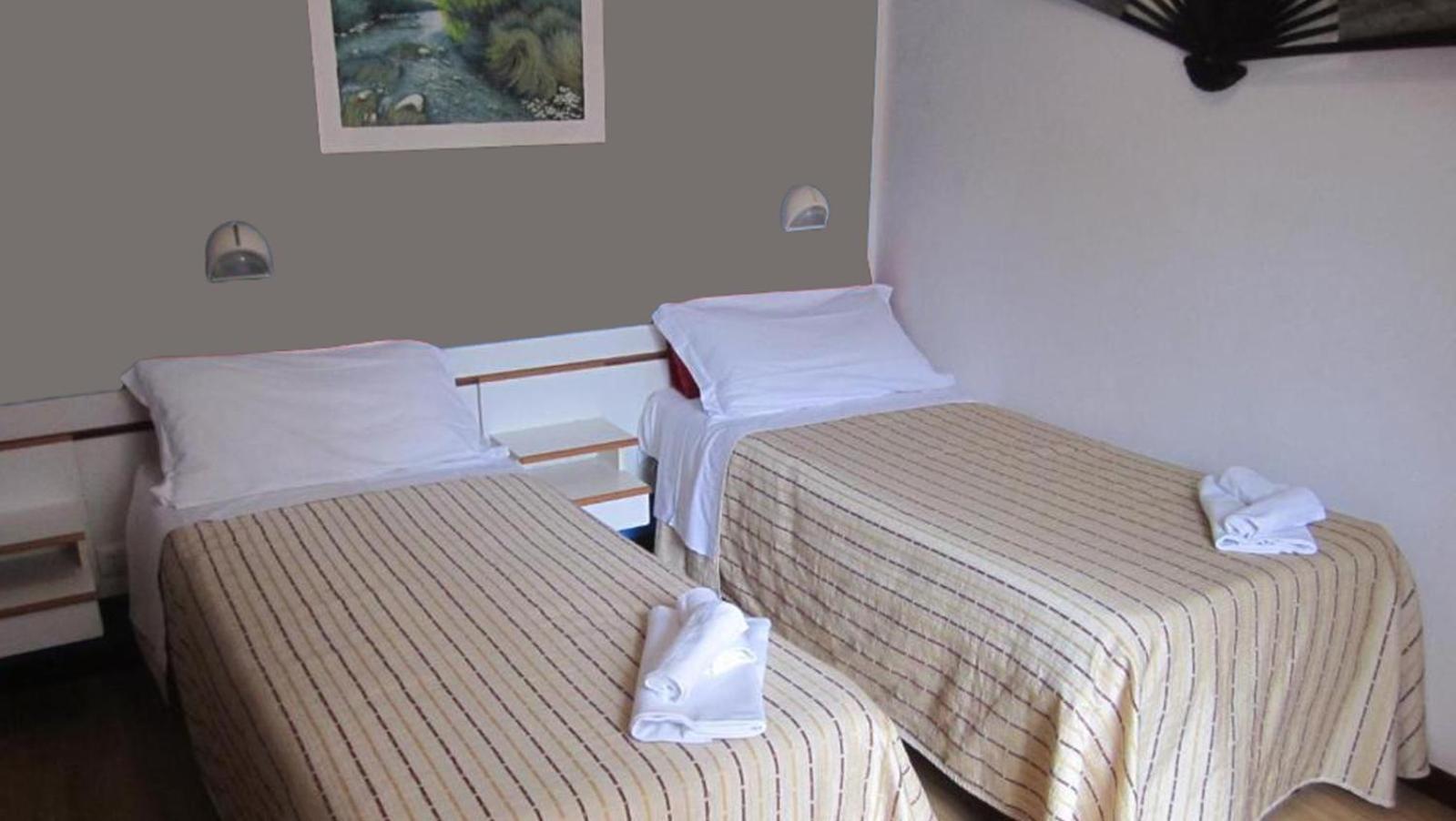 Hotel Eriale Rimini Buitenkant foto
