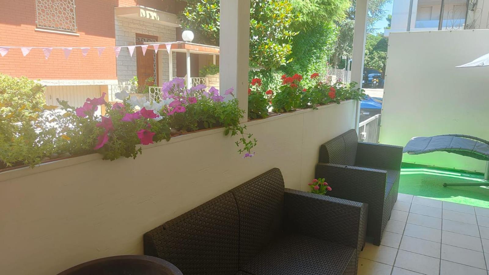 Hotel Eriale Rimini Buitenkant foto